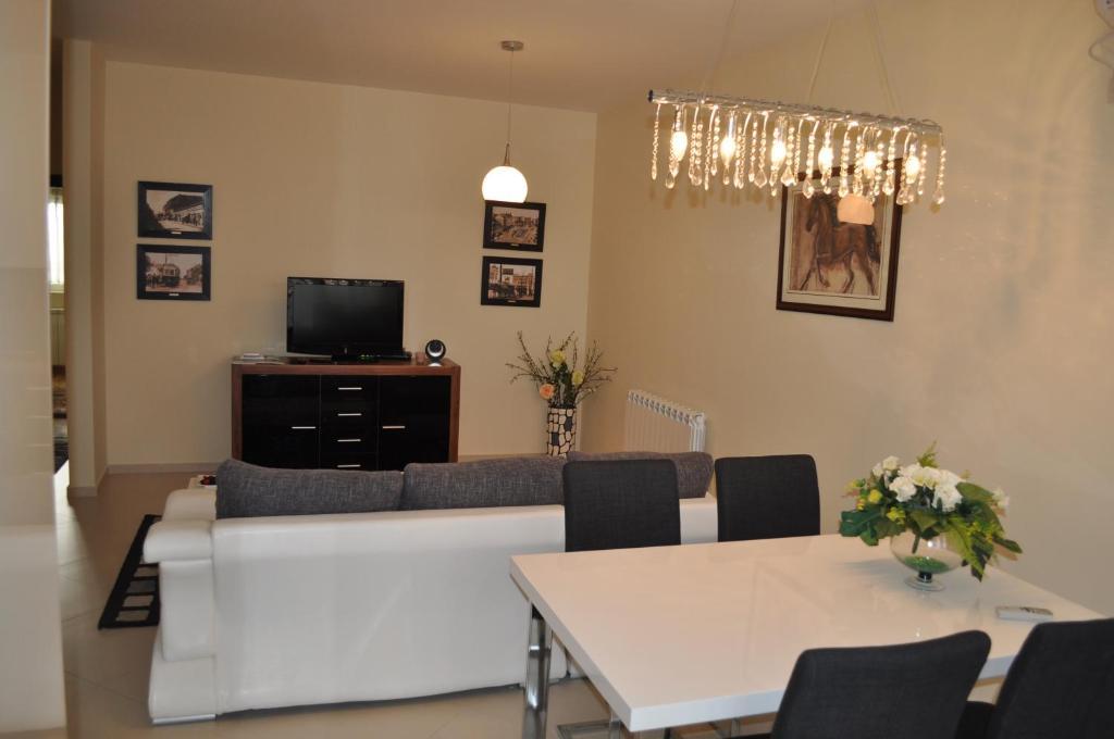 Pančevo Apartments Soleado מראה חיצוני תמונה